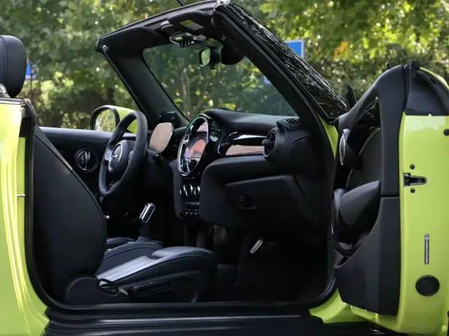 MINI Hatch — Фото автомобиля 20