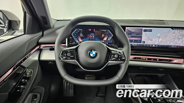 BMW 5 Series G60 — Фото автомобиля 19
