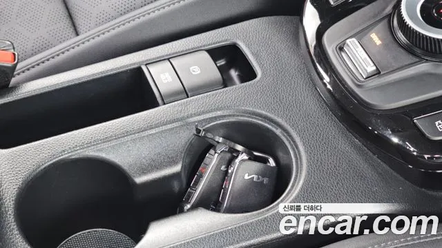 Kia Seltos Бензин 1.6 турбо 2WD — Фото автомобиля 30