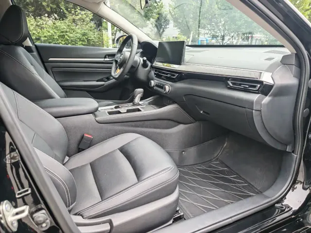 Nissan Teana — Фото автомобиля 19