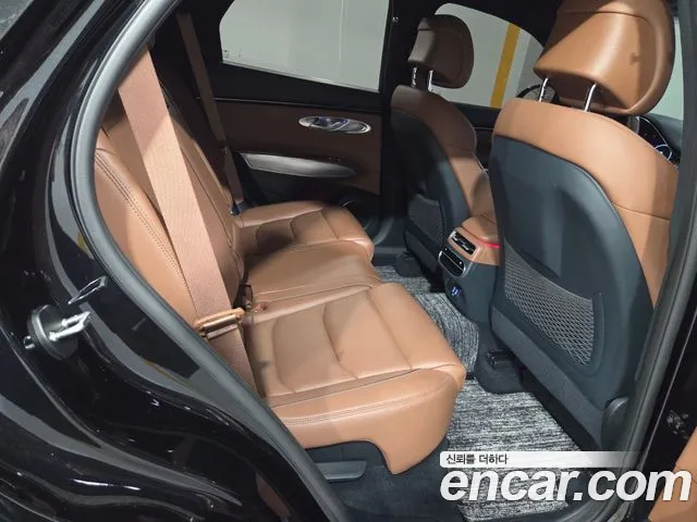 Genesis GV70 2.5T Бензин 2WD — Фото автомобиля 10