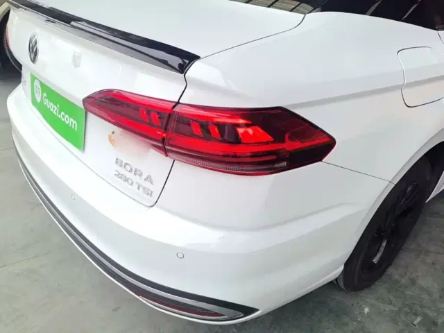 Volkswagen Bora 2025 Facelift 200TSI DSG Navigation Edition — Фото автомобиля 7