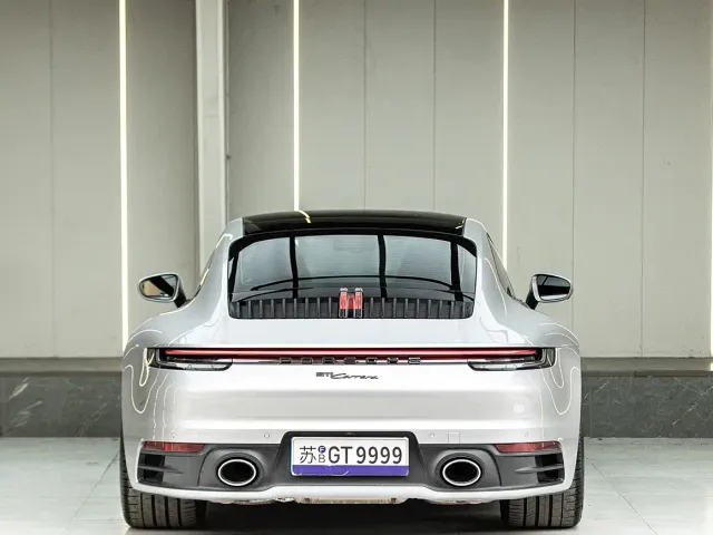 Porsche 911 — Фото автомобиля 4