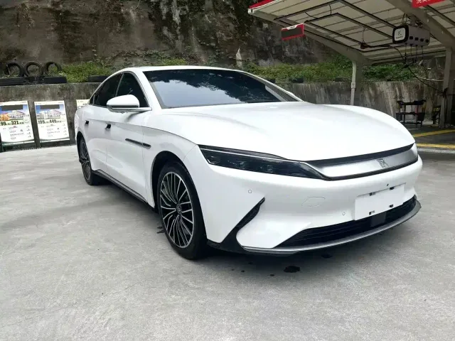 BYD Han — Фото автомобиля 3