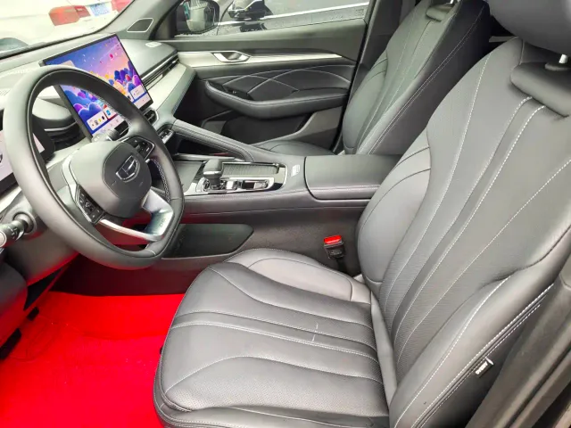 Geely Xingrui — Фото автомобиля 4