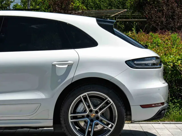 Porsche Macan — Фото автомобиля 5