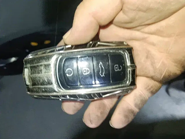 Chery Arrizo 8 — Фото автомобиля 8