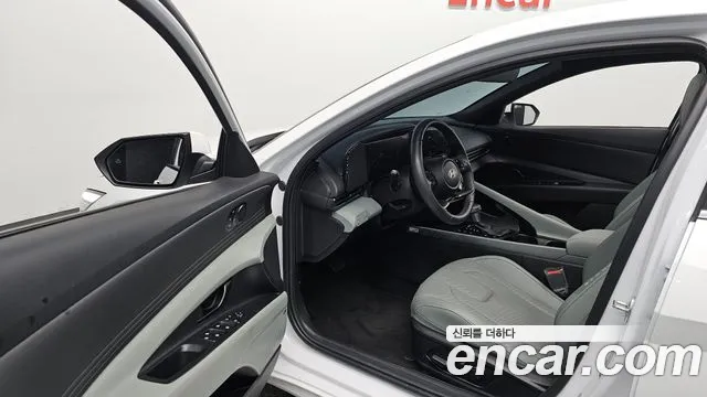 Hyundai Avante CN7 — Фото автомобиля 15