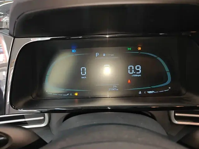 Hyundai Elantra — Фото автомобиля 11