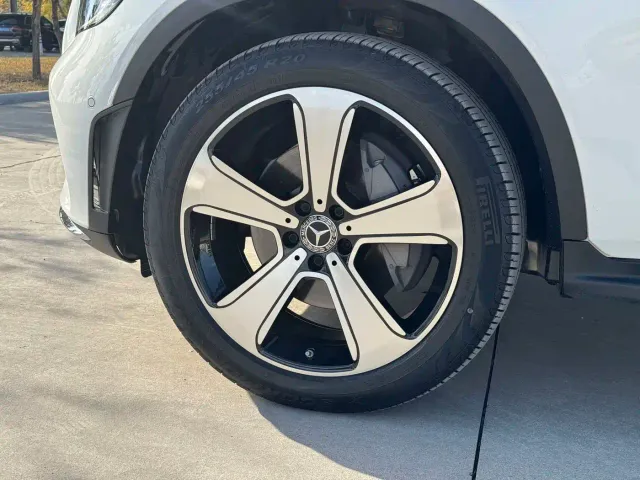 Mercedes-Benz GLC-Class — Фото автомобиля 16