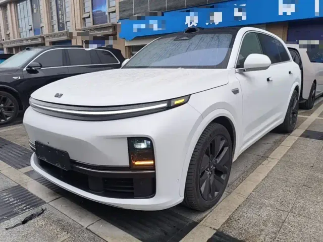 Фотография автомобиля — Li Auto L7