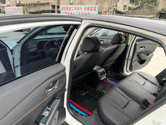 Honda Accord — Фото автомобиля 8