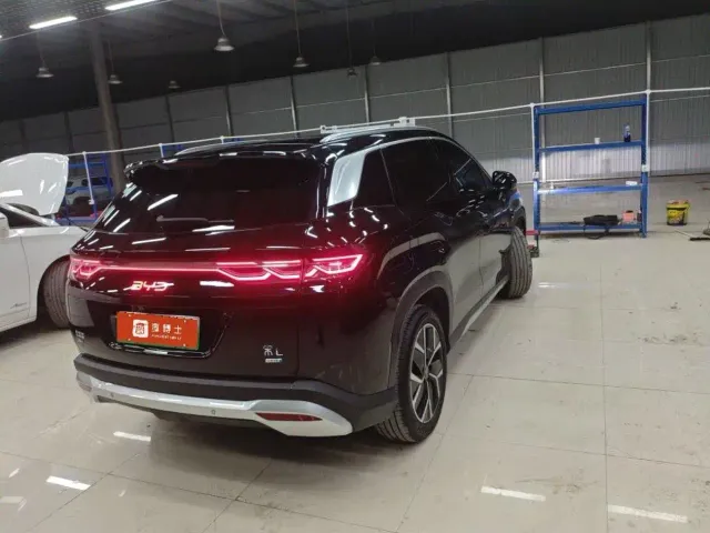 BYD Song L DM-i — Фото автомобиля 3