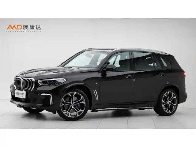 Фотография автомобиля — BMW X5