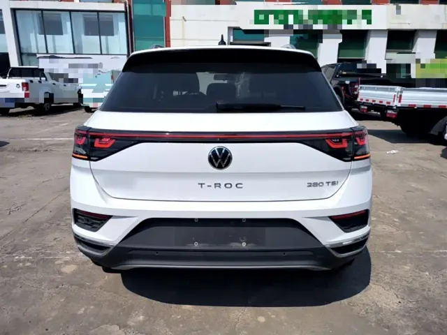 Volkswagen T-Roc — Фото автомобиля 5