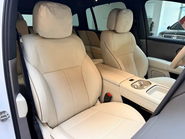 Li Auto i6 — Фото автомобиля 13