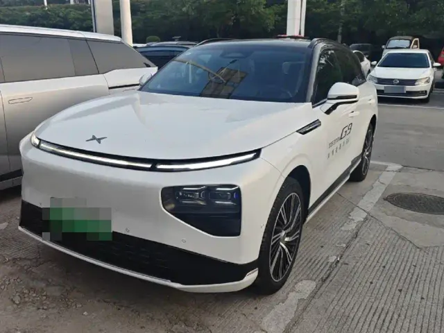 Фотография автомобиля — Xpeng G9