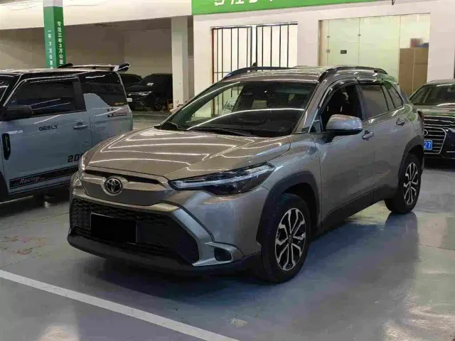 Фотография автомобиля — Toyota Frontlander