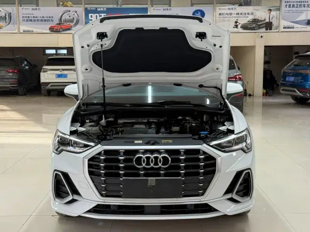 Audi Q3 — Фото автомобиля 7