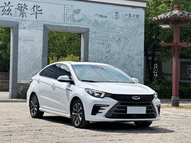 Chery Arrizo 5 PLUS 2021 Little AI 1.5T CVT Smart PLUS — Фото автомобиля 3