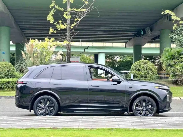 Li Auto L7 — Фото автомобиля 4