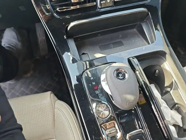 GAC Trumpchi M8 — Фото автомобиля 13