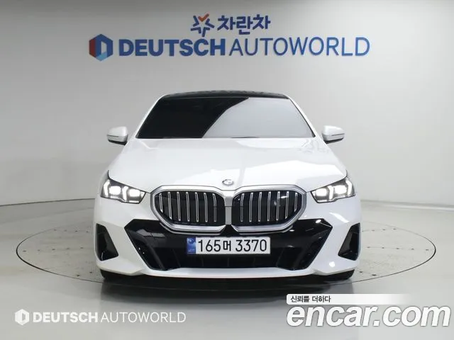 BMW 5-Series 5 серия (G60) 530i xDrive M Sport — Фото автомобиля 3