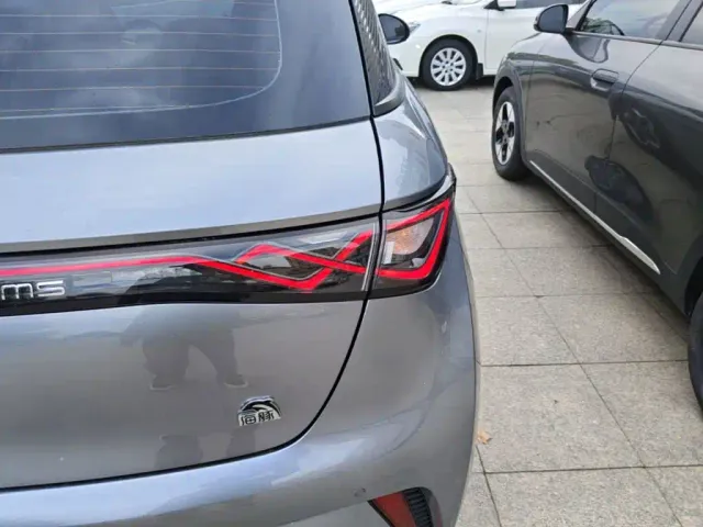 BYD Dolphin — Фото автомобиля 7
