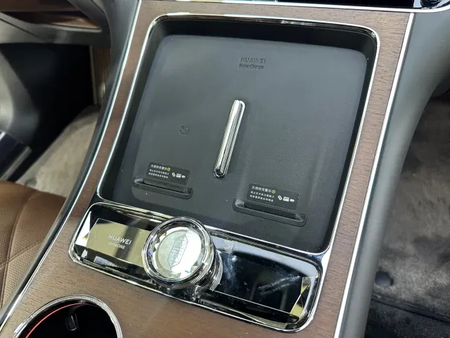 Maextro S800 — Фото автомобиля 8