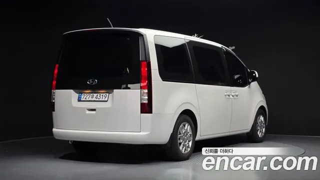 Hyundai Staria — Фото автомобиля 2