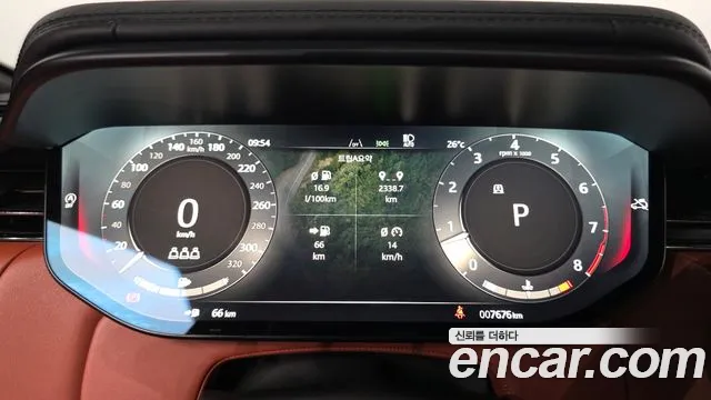 Land Rover Range Rover Sport — Фото автомобиля 8