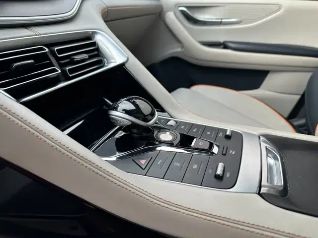 BYD Song PLUS — Фото автомобиля 16