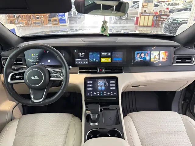 Li Auto ONE — Фото автомобиля 10
