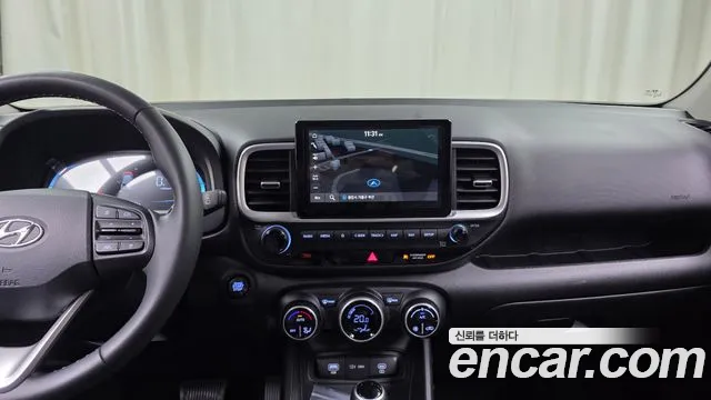 Hyundai Venue — Фото автомобиля 20