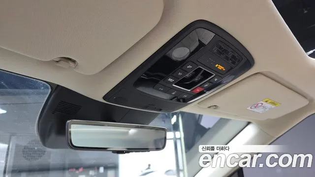 Kia Canival Новый Carnival 4 поколение HEV 7 мест X Line — Фото автомобиля 3