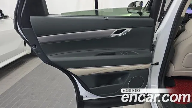 Genesis GV80 — Фото автомобиля 14