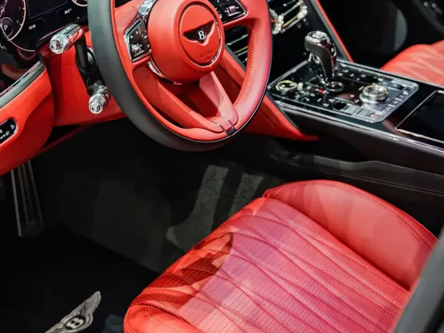 Bentley Flying Spur 2022 4.0T V8 Standard — Фото автомобиля 14