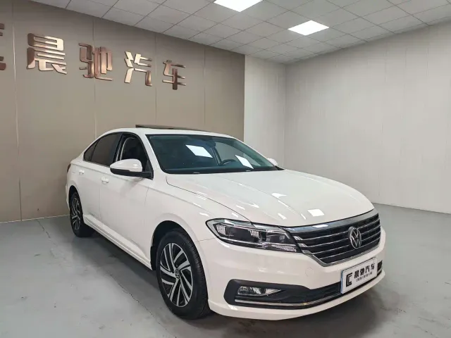 Volkswagen Lavida — Фото автомобиля 3
