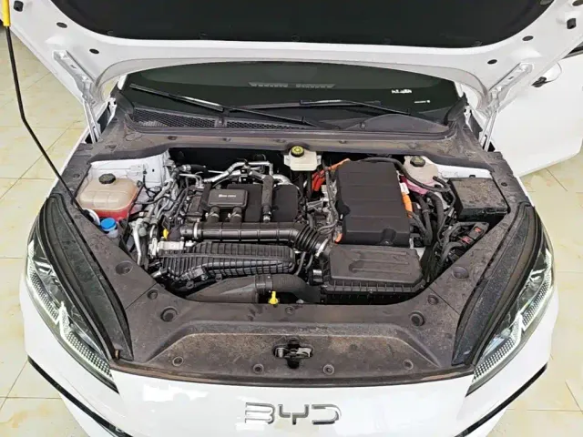 BYD Seal 06 — Фото автомобиля 19