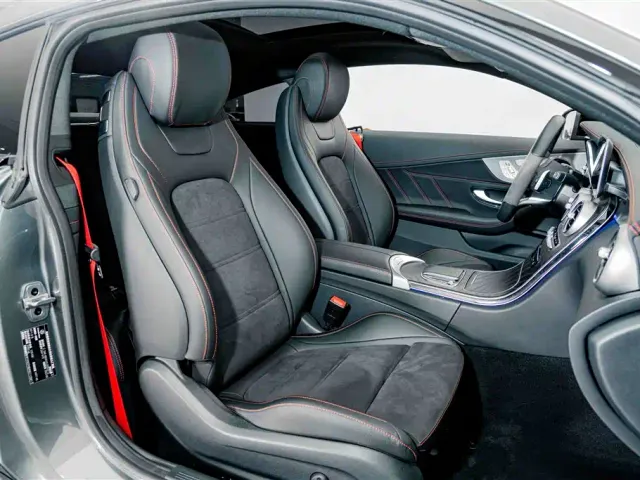 Mercedes-Benz C-Class — Фото автомобиля 18