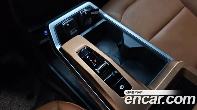 KGM Torres — Фото автомобиля 12