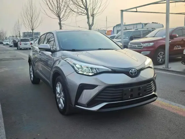 Toyota Toyota IZOA 2022 Hybrid 2.0L Yixing Edition — Фото автомобиля 3