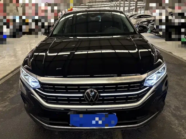 Volkswagen Passat — Фото автомобиля 11