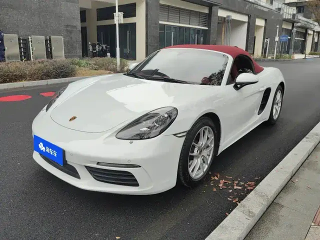 Фотография автомобиля — Porsche 718