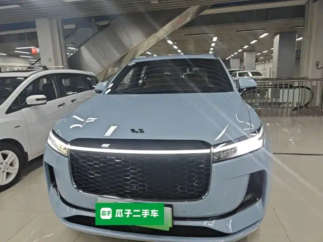 Li Auto ONE — Фото автомобиля 2