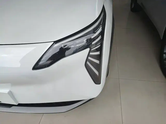 GAC Aion Y — Фото автомобиля 23
