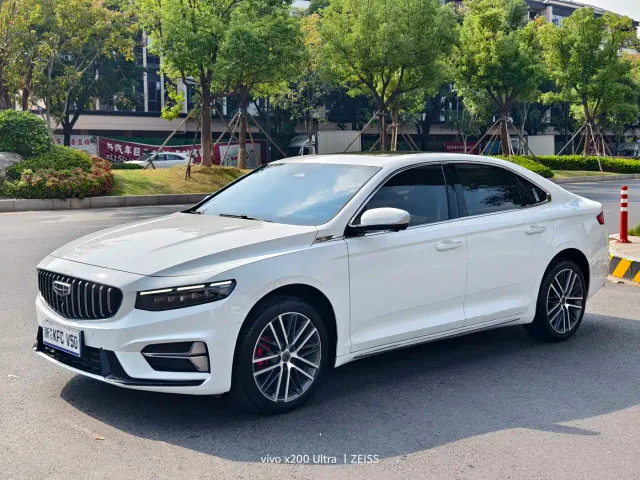 Фотография автомобиля — Geely Xingrui