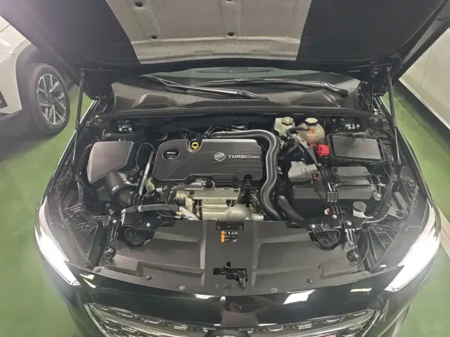 Buick Regal — Фото автомобиля 19