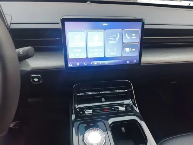 Wuling Starlight — Фото автомобиля 12