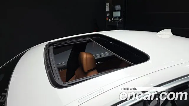 BMW 5-Series — Фото автомобиля 25
